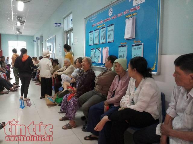 Người già, trẻ nhỏ, thai phụ cần lưu ý sức khỏe trong ngày Tết như thế nào? ảnh 1